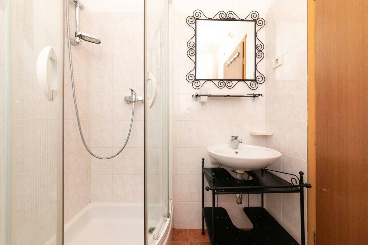 Studio Apartment Врсар Экстерьер фото